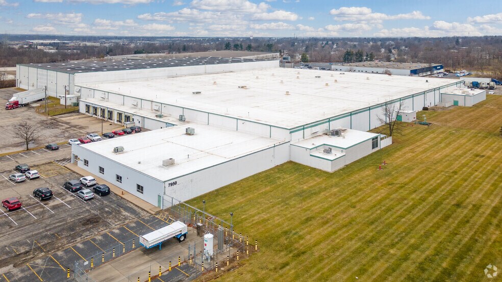 7950 Dixie Hwy, Florence, KY à louer - Aérien - Image 2 de 4