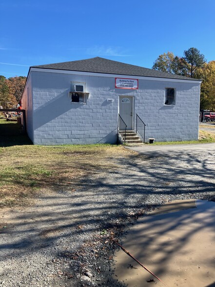 1615 S Fayetteville St, Asheboro, NC à louer - Photo principale - Image 1 de 6