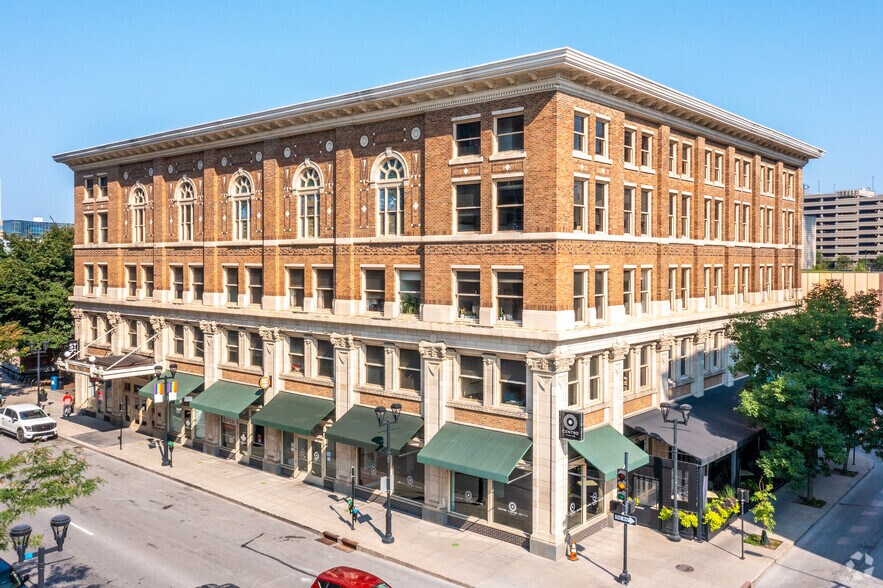 1011 Locust St, Des Moines, IA à louer - Photo du bâtiment - Image 1 de 5
