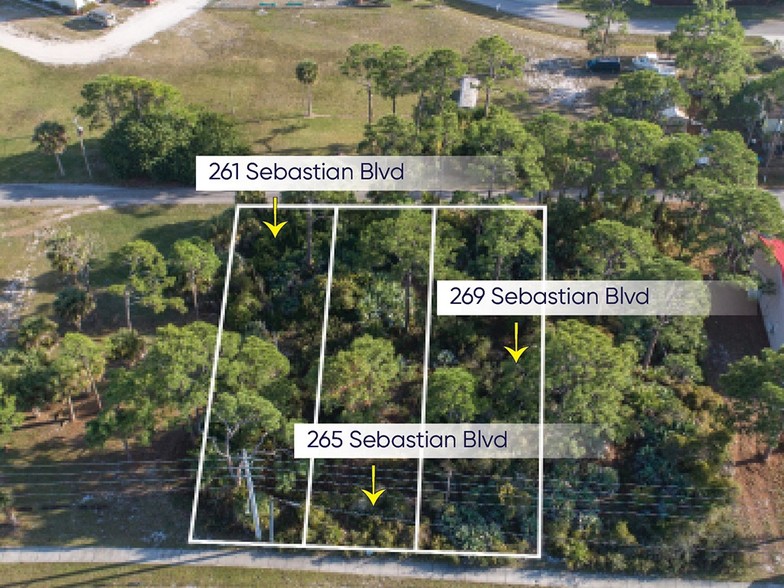 261 Sebastian Blvd, Sebastian, FL for sale - Primary Photo - Image 1 of 1