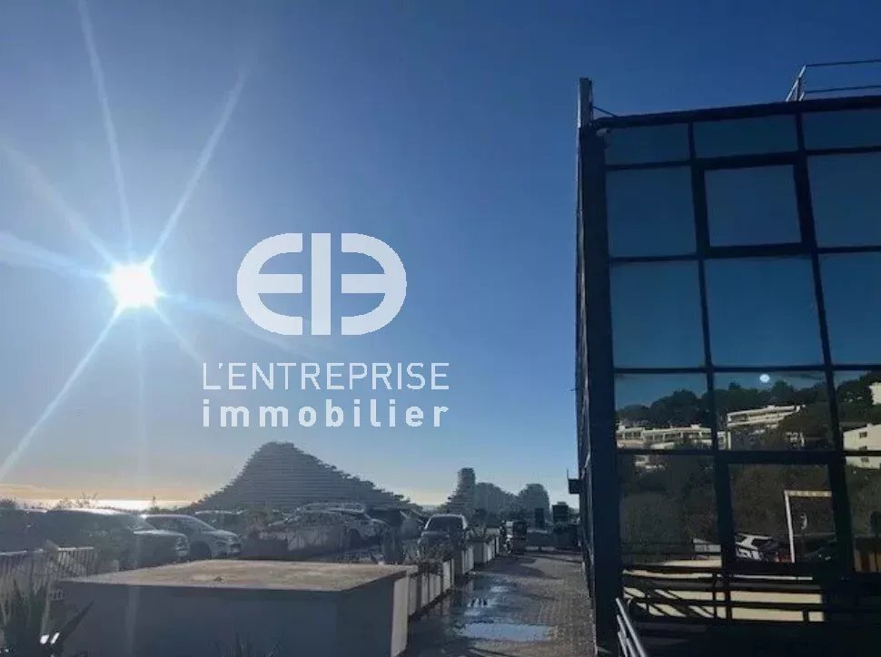 Office in Villeneuve-Loubet for lease Building Photo- Image 1 of 9