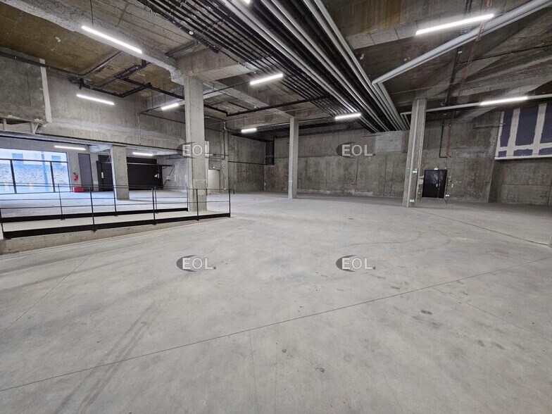 Industrial in Ivry-sur-Seine for lease - Building Photo - Image 3 of 14