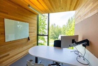 2405 Wesbrook Mall, Vancouver, BC à louer Photo intérieure- Image 2 de 3