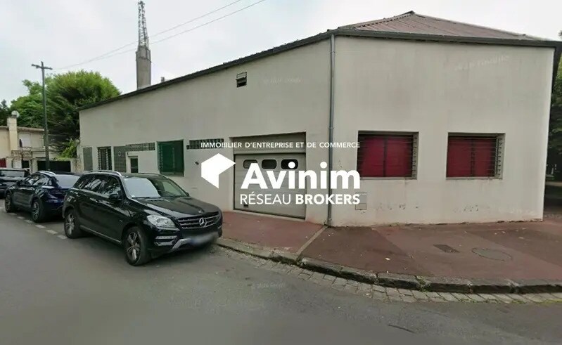 Industrial in Saint-Maur-des-Fossés for lease Building Photo- Image 1 of 11