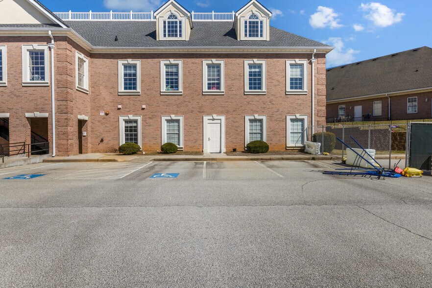 1261 Commercial Dr SW, Conyers, GA à louer - Photo du bâtiment - Image 2 de 15