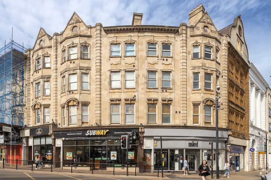 2-4 Sheep St, Northampton for lease - Primary Photo - Image 1 of 4