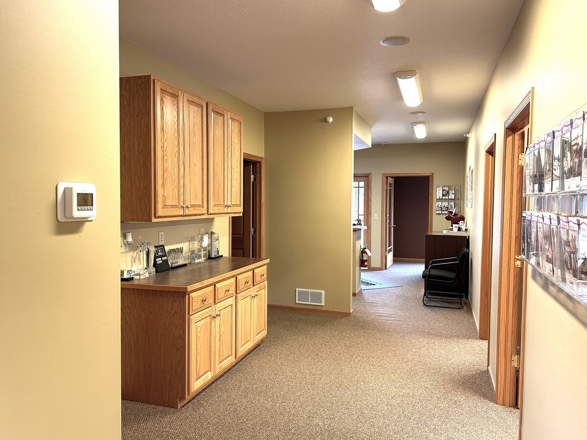 7955 Stone Creek Dr, Chanhassen, MN 55317 - Unit 110 -  - Interior Photo - Image 1 of 8