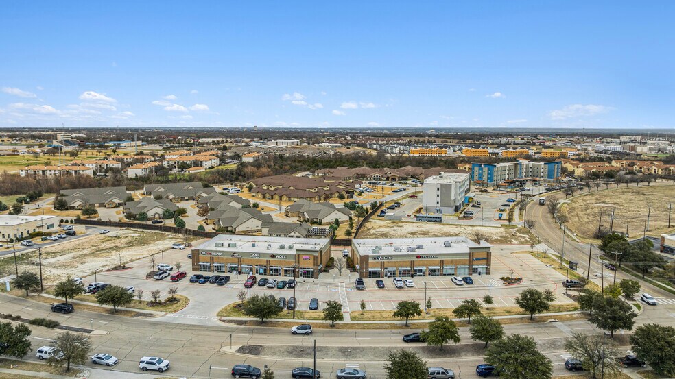 2324 Marketplace Dr, Waco, TX à vendre - Photo du bâtiment - Image 2 de 4