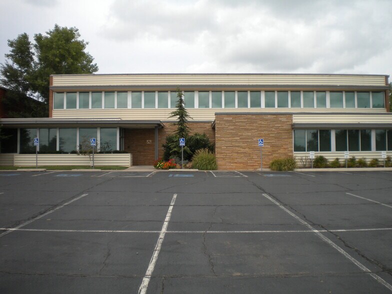 521 W Wilshire Blvd, Oklahoma City, OK à louer - Photo du bâtiment - Image 1 de 12