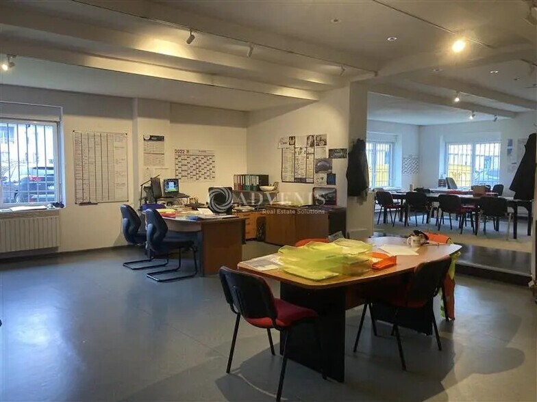 Flex in Strasbourg for lease - Interior Photo - Image 3 of 8