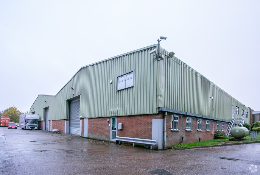 Birch Ln, Aldridge for lease - Primary Photo - Image 1 of 5