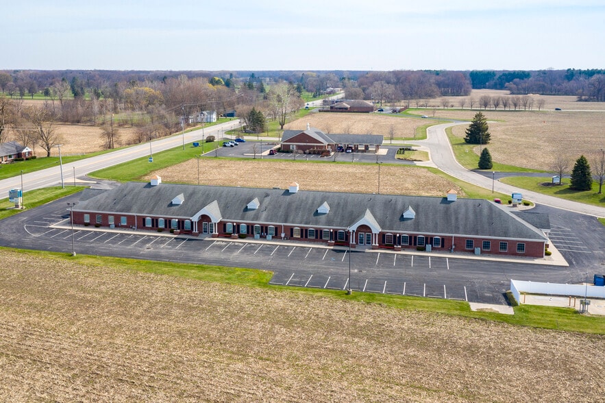 1 Turtle Creek Cir, Swanton, OH for lease - Building Photo - Image 3 of 11