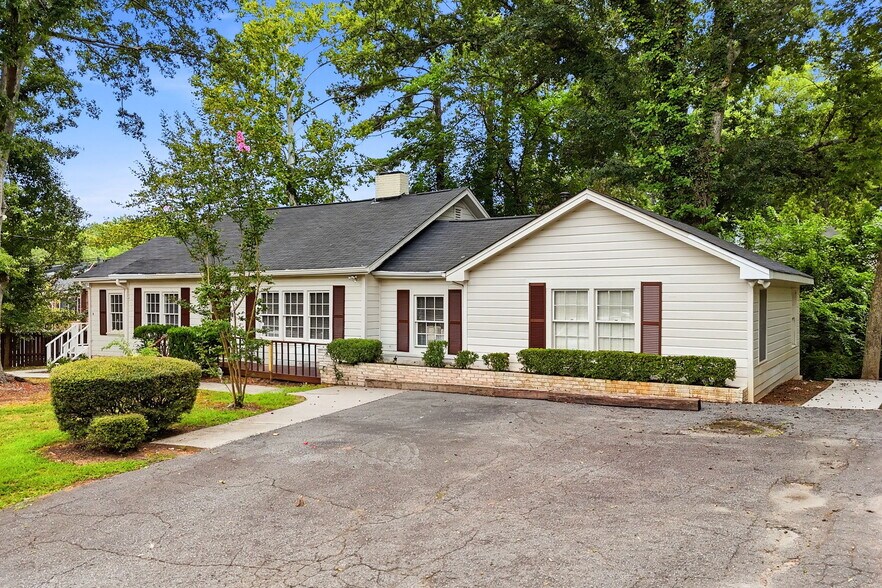 255 Norcross St, Roswell, GA à louer - Photo du bâtiment - Image 3 de 33
