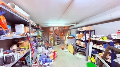 Retail in Castellar del Vallès, Barcelona for lease Interior Photo- Image 2 of 8