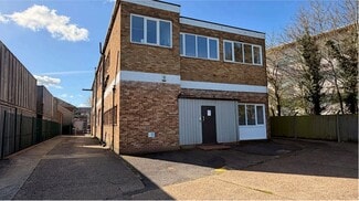 More details for 2 Hill Farm Avenure Close, Watford - Flex for Lease