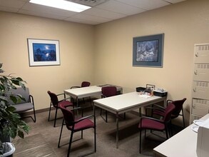 4700 W Russell Rd, Las Vegas, NV for lease Building Photo- Image 2 of 8