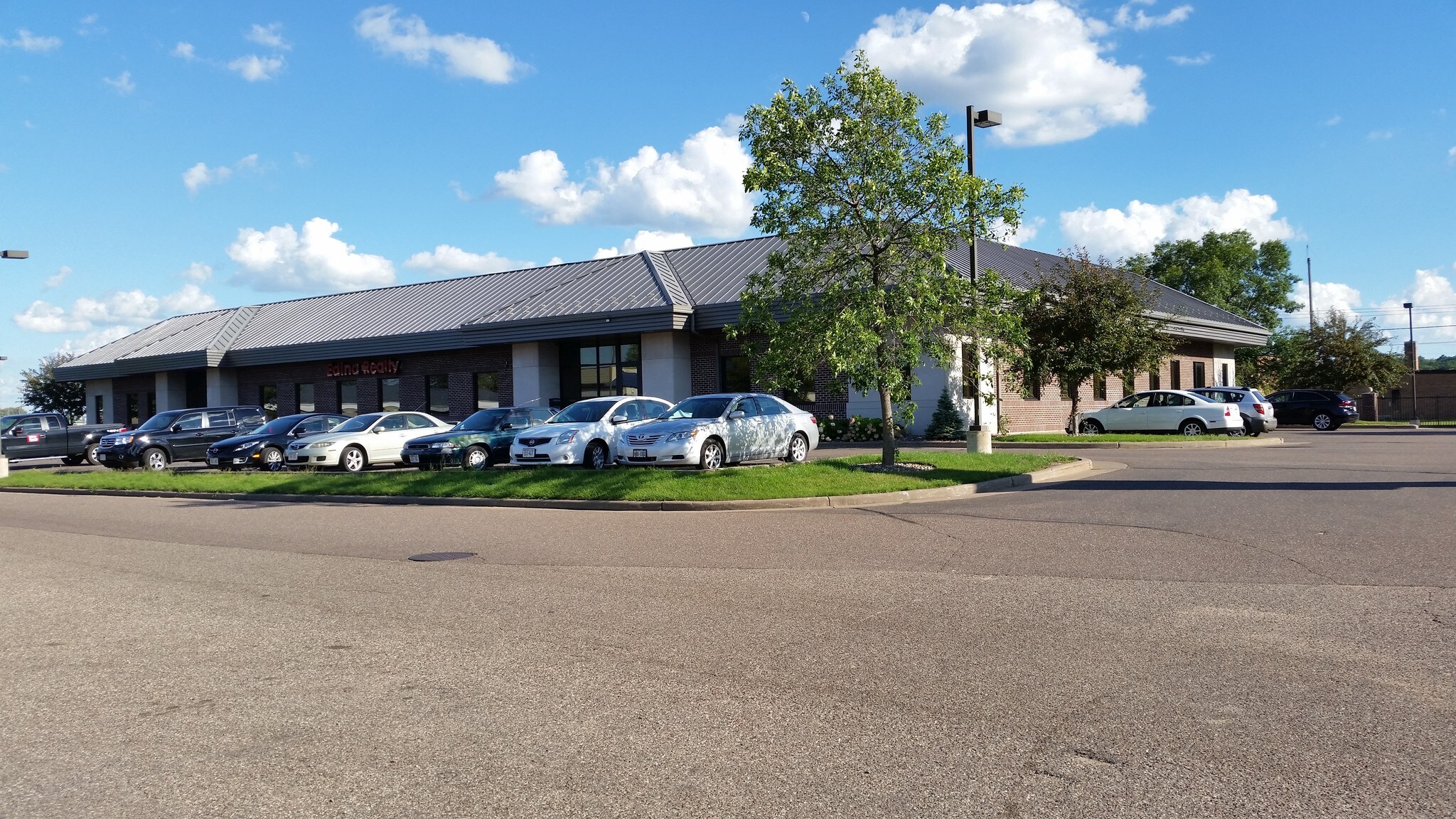 1903 Keith St, Eau Claire, WI for lease Building Photo- Image 1 of 17