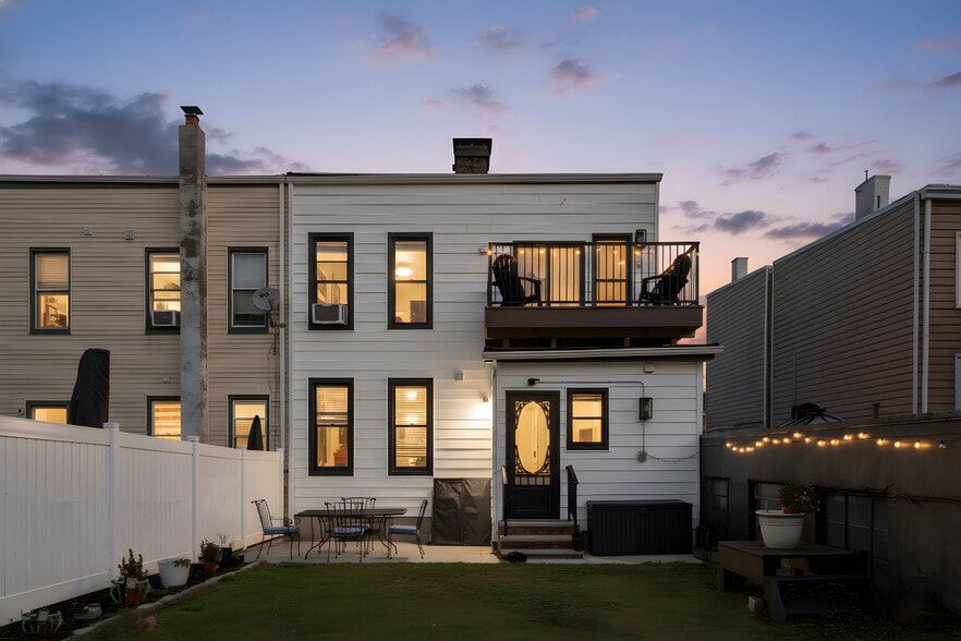 179 Hackensack Plank Rd, Weehawken, NJ à vendre - Photo du bâtiment - Image 3 de 57