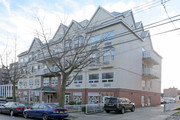 Jamaica Estates Windsor Medical Condos - Warehouse