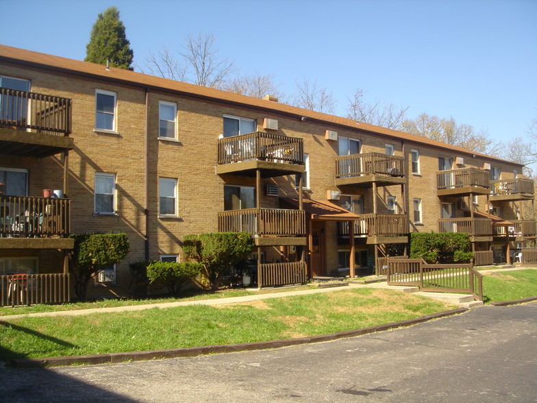 2721-2725 Baker Ave, Cincinnati, OH à vendre - Photo principale - Image 1 de 1