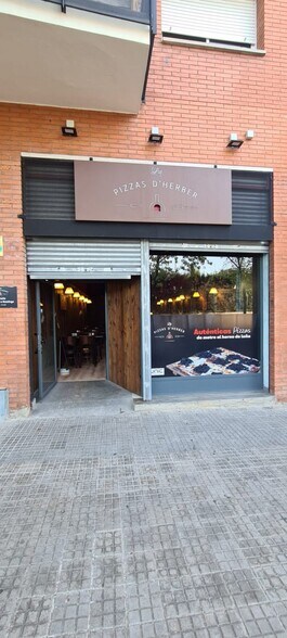 Multifamily in Castellar del Vallès, Barcelona for sale - Building Photo - Image 2 of 3