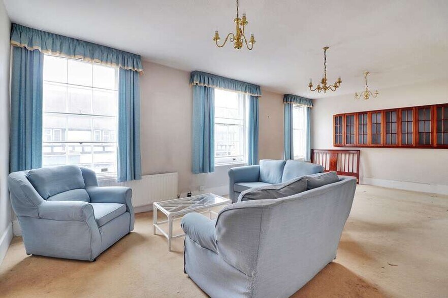 138-148 High St, Sevenoaks à vendre - Photo intérieure - Image 3 de 10