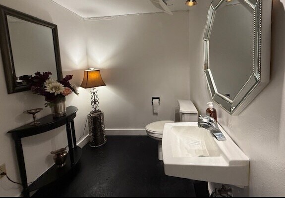 102 N Main St, Galena, MD à louer - Photo intérieure - Image 2 de 20