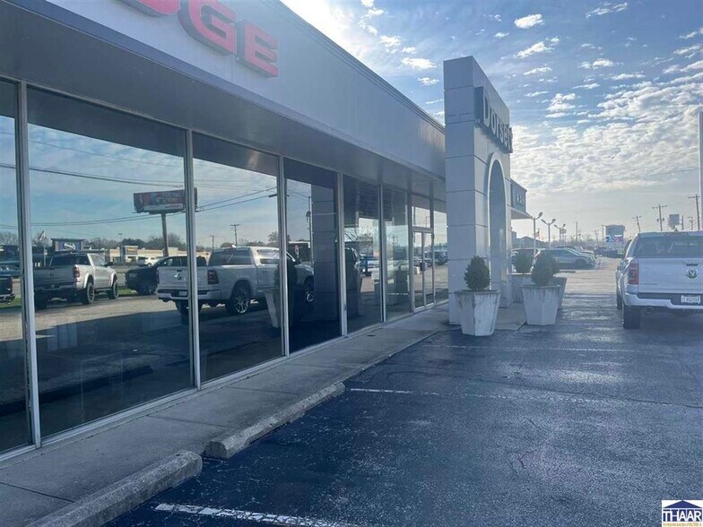 4120 S US Highway 41, Terre Haute, IN à vendre - Photo du bâtiment - Image 3 de 38
