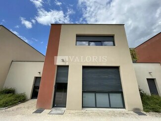 Plus de détails pour 27 Rue Sainte Barbe, Sainte-Foy-lès-Lyon - Bureau, Local d'activités à louer