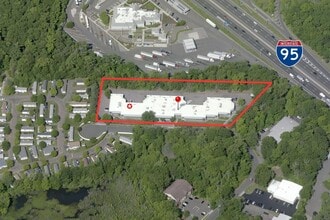 200 Cascade Blvd, Milford, CT - Aerial map view