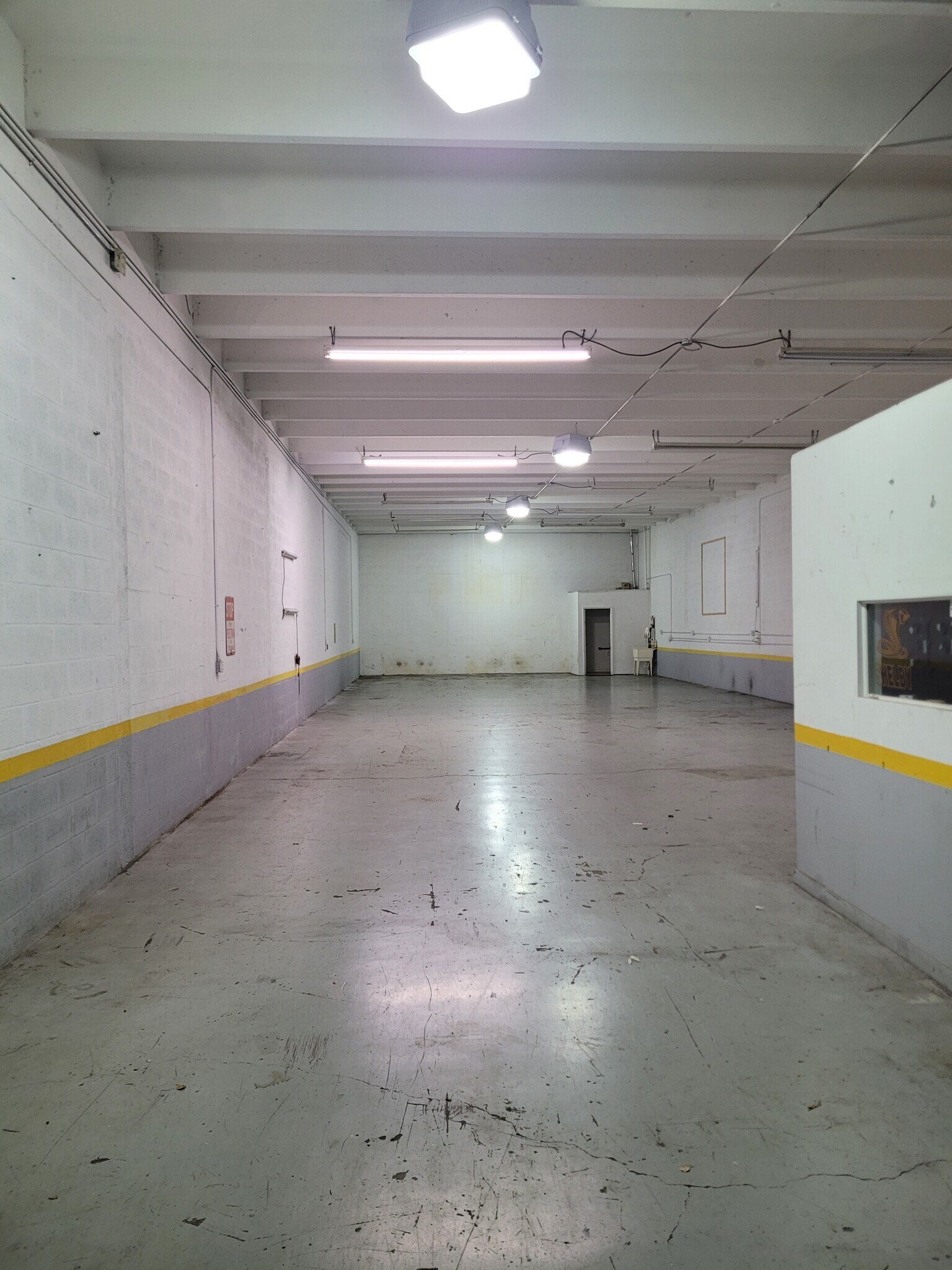 10810-10814 SW 188th St, Miami, FL à louer Photo intérieure- Image 1 de 1