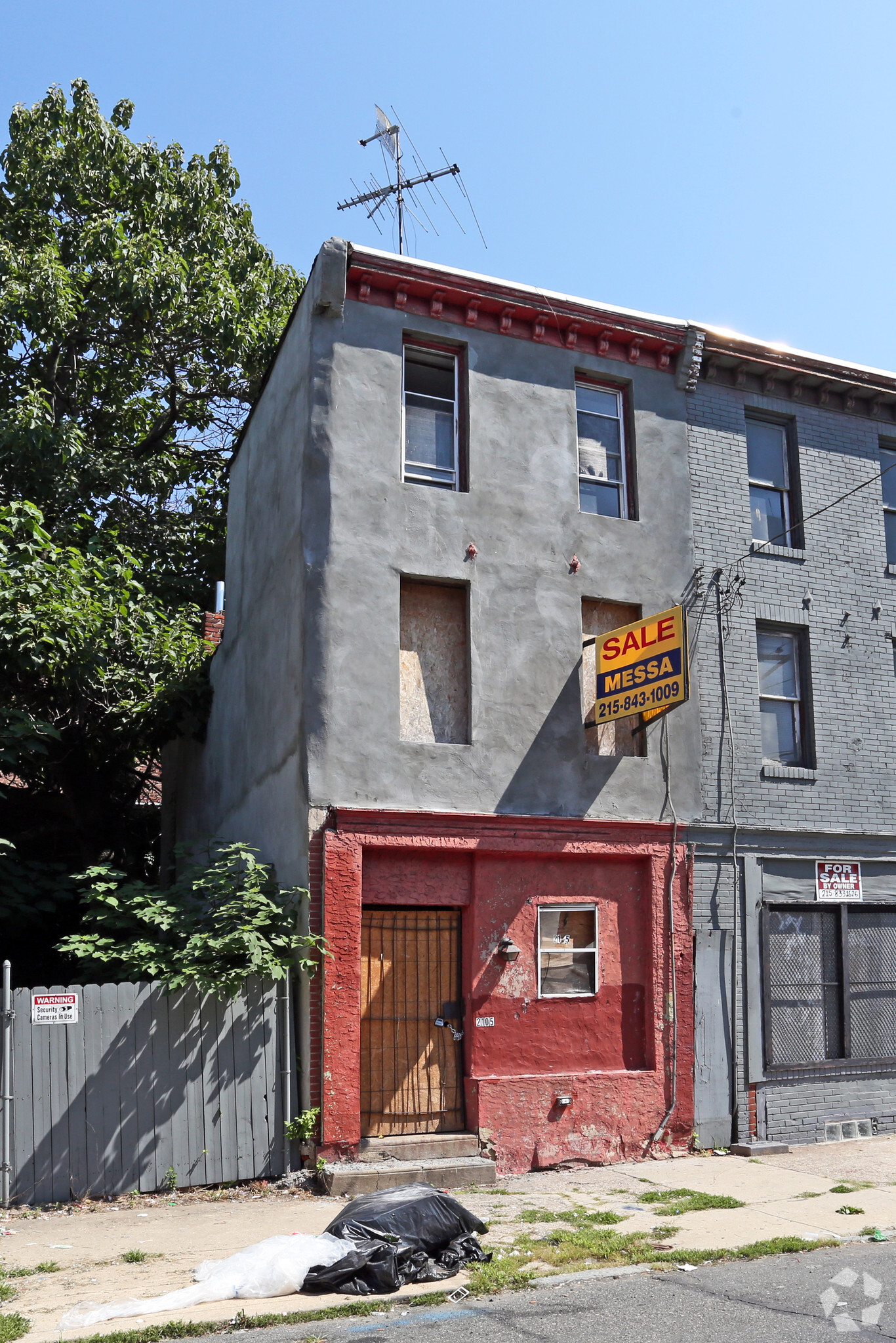 2105 W Oxford St, Philadelphia, PA à vendre Photo principale- Image 1 de 1