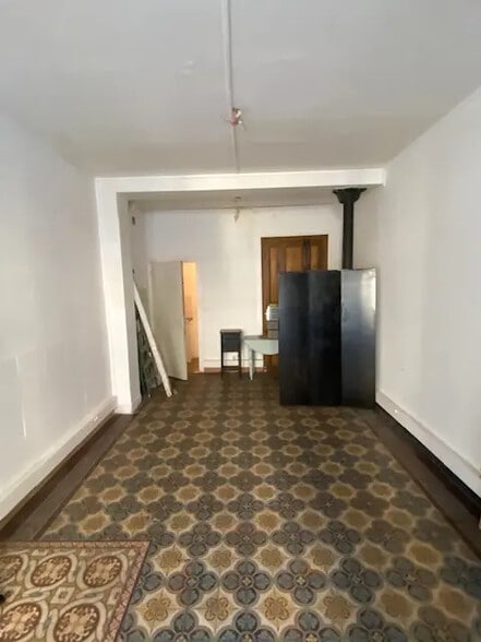 13 Rue Cavallotti, Paris à vendre - Photo intérieure - Image 3 de 5