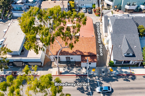 298 Broadway St, Laguna Beach, CA for sale - Building Photo - Image 2 of 9