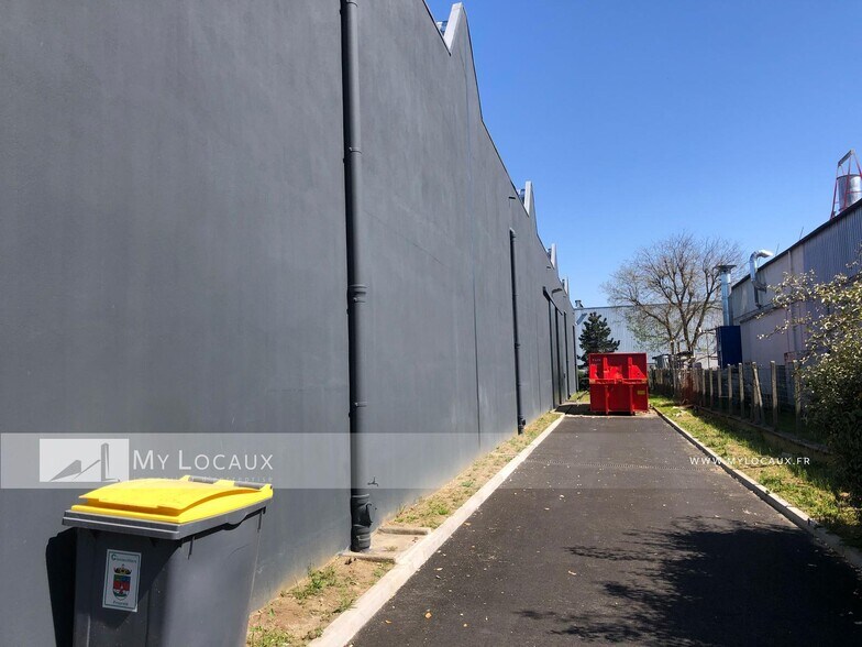 Industrial in Gennevilliers for lease - Building Photo - Image 2 of 8