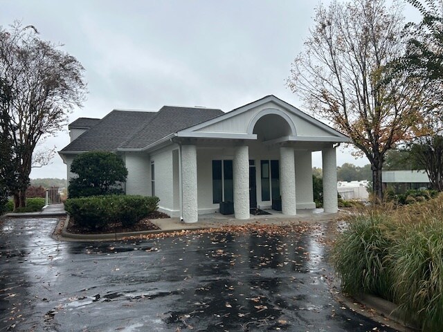 1033 Bayshore Dr, Rock Hill, SC à louer Photo du bâtiment- Image 1 de 11