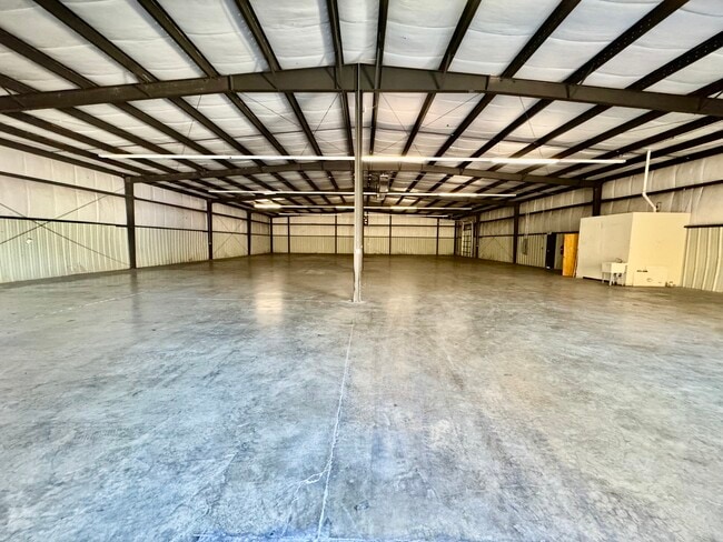 More details for 117-D Liberty Dr, Thomasville, NC - Industrial for Lease
