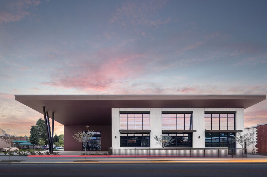 1607 Central Ave, Chattanooga, TN à louer - Photo du bâtiment - Image 2 de 19