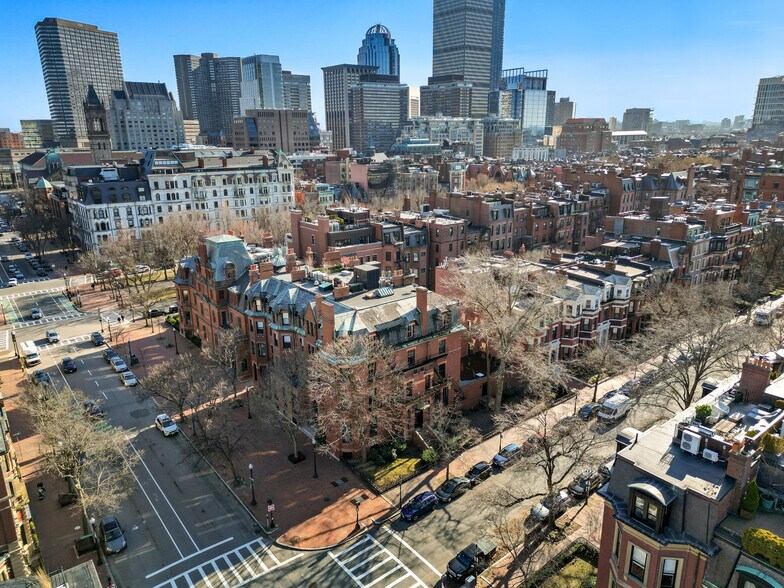 164 Marlborough St, Boston, MA à vendre - Photo du bâtiment - Image 3 de 42