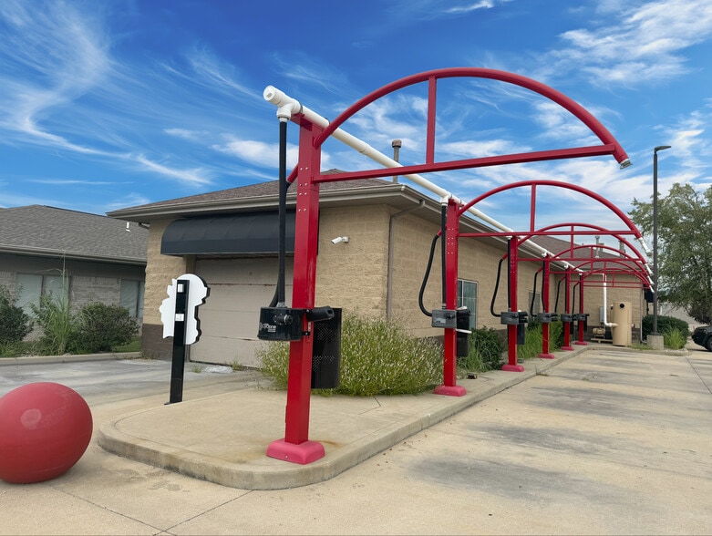 12 Junction Dr W, Glen Carbon, IL for sale - Building Photo - Image 1 of 11