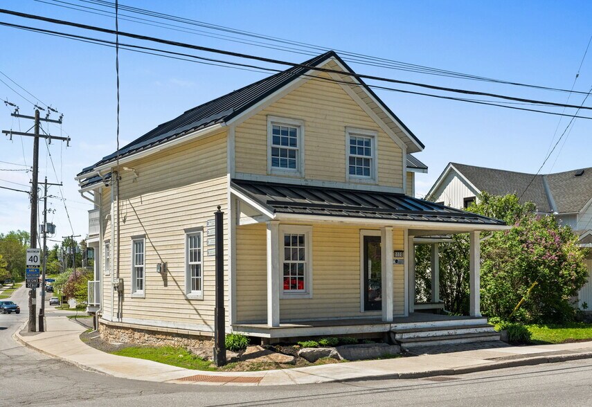 5550 Manotick Main St, Ottawa, ON à vendre - Photo du bâtiment - Image 3 de 58