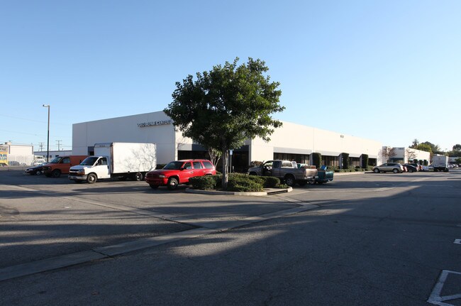 Plus de détails pour 11618 Washington Blvd, Whittier, CA - Industriel à louer