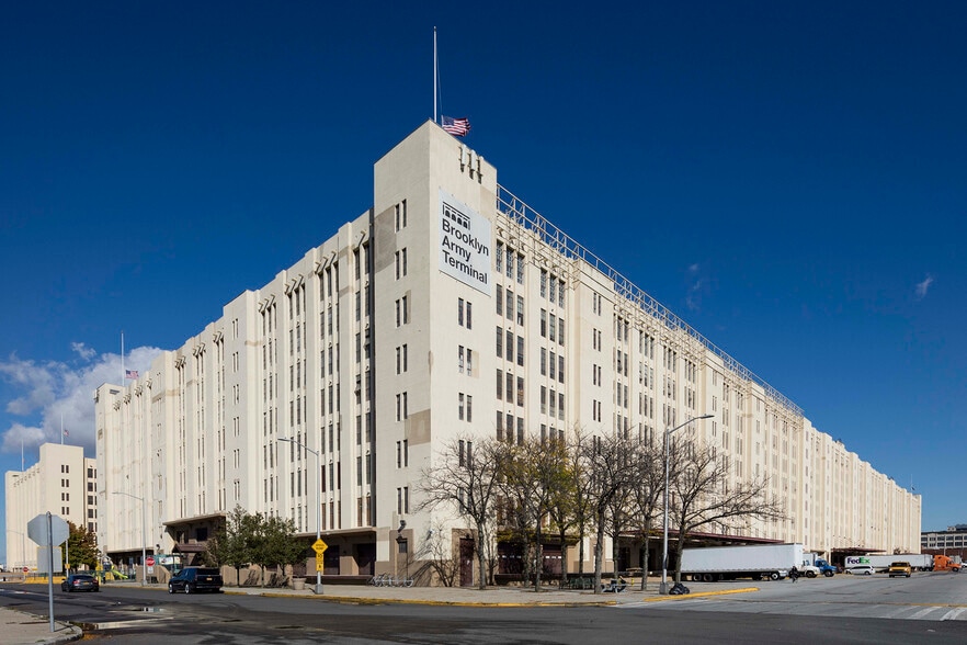 140 58th St, Brooklyn, NY for lease - Building Photo - Image 2 of 17