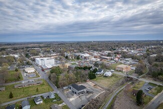 Plus de détails pour 313 S Government St, Lincolnton, NC - Bureau à vendre