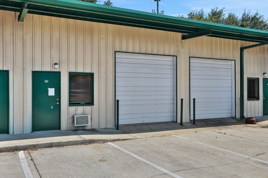 8802 Corporate Square Ct, Jacksonville, FL à louer - Photo du bâtiment - Image 2 de 11