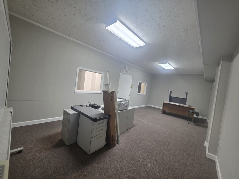 413-417 Frelinghuysen Ave, Newark, NJ for sale - Building Photo - Image 1 of 25