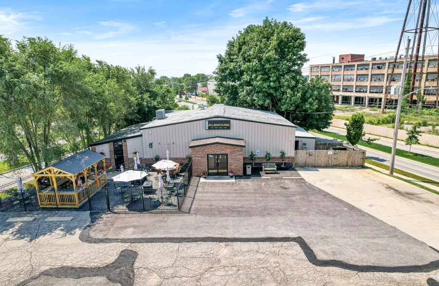 1134 Home Ave, Kokomo, IN à vendre - Photo du bâtiment - Image 2 de 10