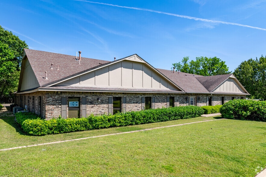 4835 S Fulton Ave, Tulsa, OK à louer - Photo du bâtiment - Image 3 de 44