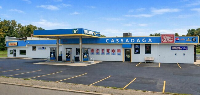 Plus de détails pour 8038 Route 60, Cassadaga, NY - Commerce de détail à vendre