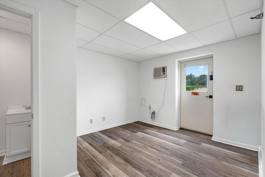 5905 Financial Plz, Shreveport, LA for lease - Building Photo - Image 3 of 11